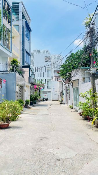 BÁN NHÀ 1 TRỆT 1 LẦU TRẦN XUÂN SOẠN P TÂN HƯNG QUẬN 7.