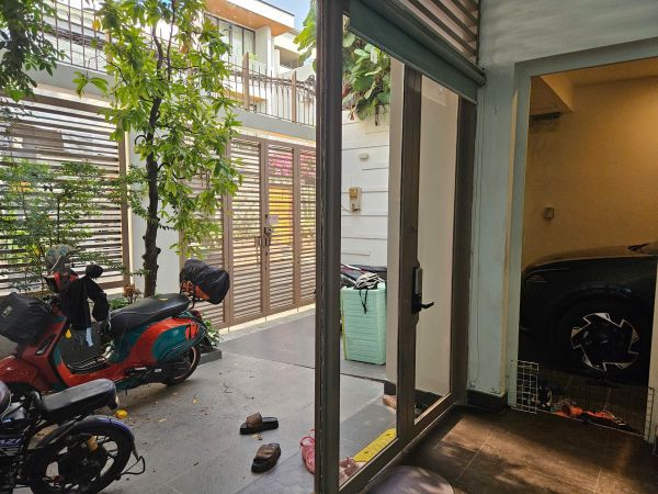 BÁN NHÀ 1 TRỆT 1 LẦU TRẦN XUÂN SOẠN P TÂN HƯNG QUẬN 7.
