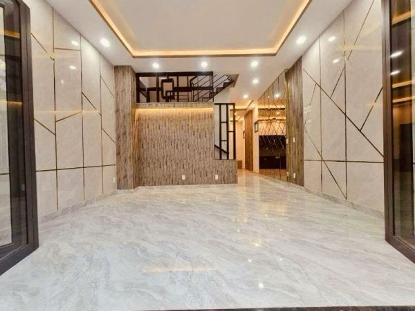 CẦN BÁN NHÀ GÓC 2 MẶT TIỀN - ĐỊA CHỈ: 935 HUỲNH TẤN PHÁT, PHƯỜNG PHÚ THUẬN, QUẬN