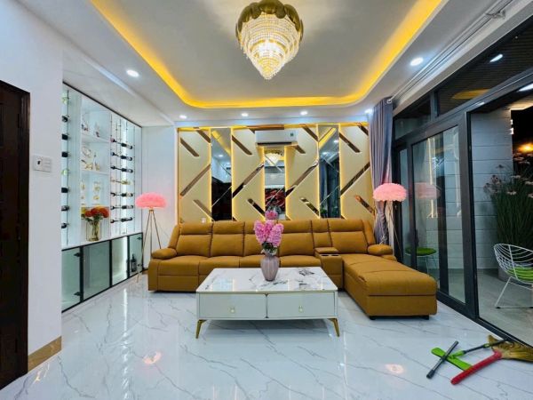 CẦN BÁN NHÀ 1 TRỆT 4 LẦU ĐƯỜNG SỐ 1 – PHẠM HỮU LẦU