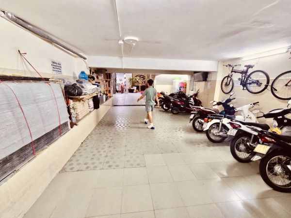 Chính chủ bán căn hộ dịch vụ đường Nguyễn Thị Thập, Quận 7