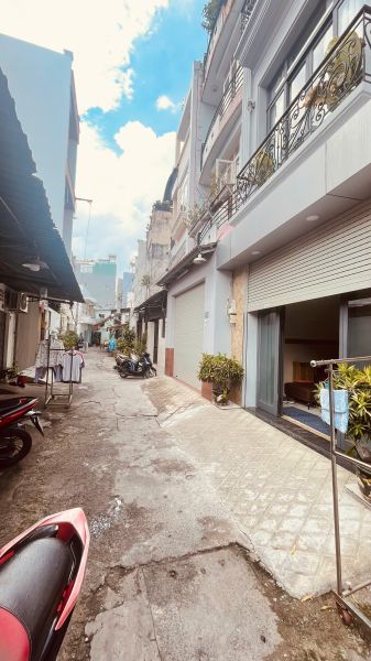 CHÍNH CHỦ BÁN NHÀ 1 TRỆT 1 LẦU HOÀNG TRỌNG MẬU TÂN HƯNG Q7.