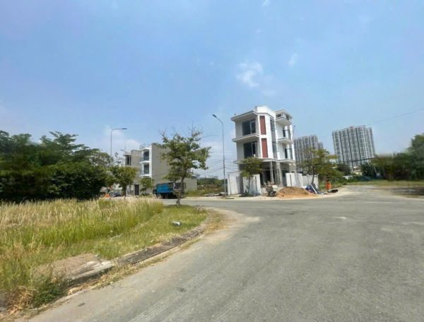 BÁN NHÀ MẶT TIỀN ĐƯỜNG ĐÀO TRÍ, PHÚ THUẬN, QUẬN 7 – KDC LOTUS RESIDENCE