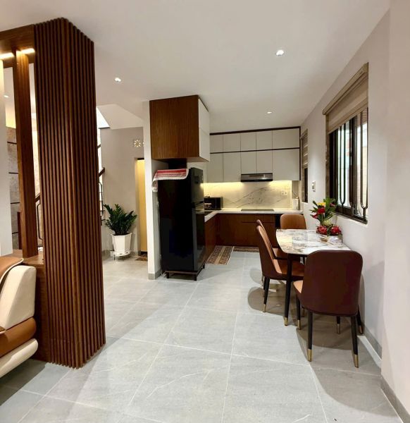 BÁN NHÀ ĐẸP 1 TRỆT 2 LẦU TRẦN XUÂN SOẠN,P TÂN HƯNG QUẬN 7