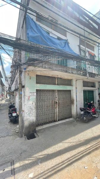 BÁN NHÀ 1 TRỆT 1 LẦU ĐƯỜNG HUỲNH TẤN PHÁT QUẬN 7