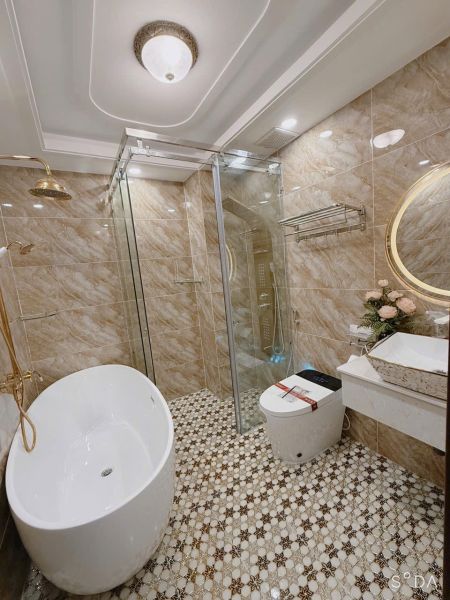BÁN NHÀ ĐẸP 1 TRỆT 3 LẦU ĐƯỜNG 43, P. BÌNH THUẬN, Q.7