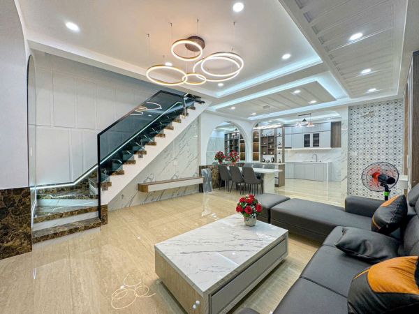 BÁN NHÀ 1 TRỆT 2 LẦU ĐƯỜNG TRẦN XUÂN SOẠN P TÂN HƯNG Q7'