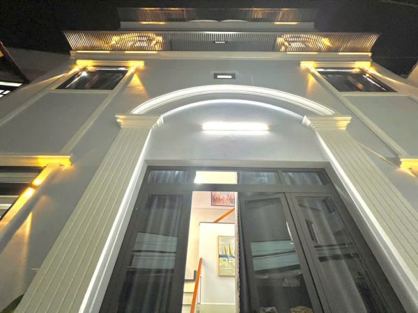 BÁN NHÀ 1 TRỆT 2 LẦU  HUỲNH TẤN PHÁT TÂN THUẬN ĐÔNG Q7