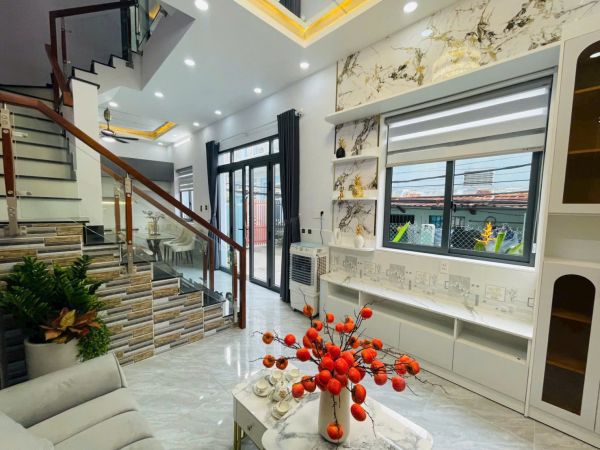 BÁN NHÀ 1 TRỆT 2 LẦU HUỲNH TẤN PHÁT TÂN THUẬN ĐÔNG Q7