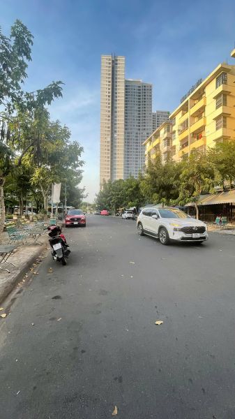 CHO THUÊ NHÀ NGUYÊN CĂN – MẶT TIỀN ĐƯỜNG SỐ P TÂN HƯNG 