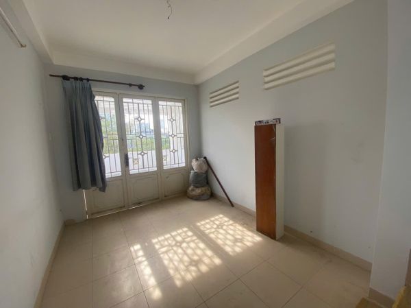 CHO THUÊ NHÀ 1 TRỆT 2 LẦU Đ NGUYỄN THỊ THẬP TÂN HƯNG Q7