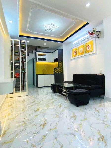 BÁN NHÀ 1 TRỆT 2 LẦU ĐƯỜNG HUỲNH TẤN PHÁT NHÀ BÈ