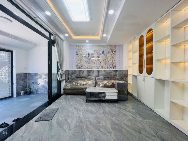 BÁN NHÀ 1 TRỆT 2 LẦU ĐƯỜNG NGUYỄN THỊ HƯƠNG NHÀ BÈ