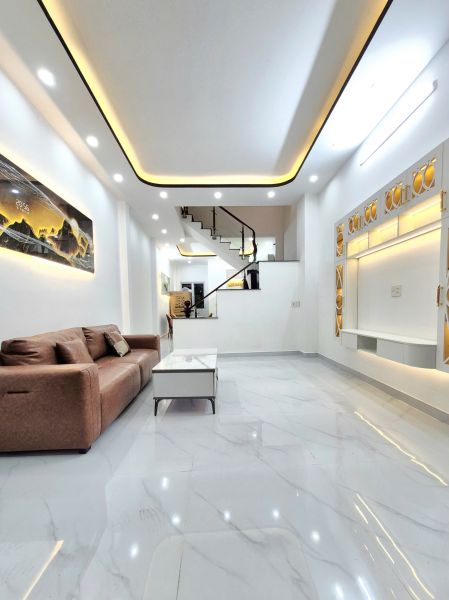 BÁN NHÀ 1 TRỆT 2 LẦU ĐƯỜNG HUỲNH TẤN PHÁT(QUẬN 7 CŨ)